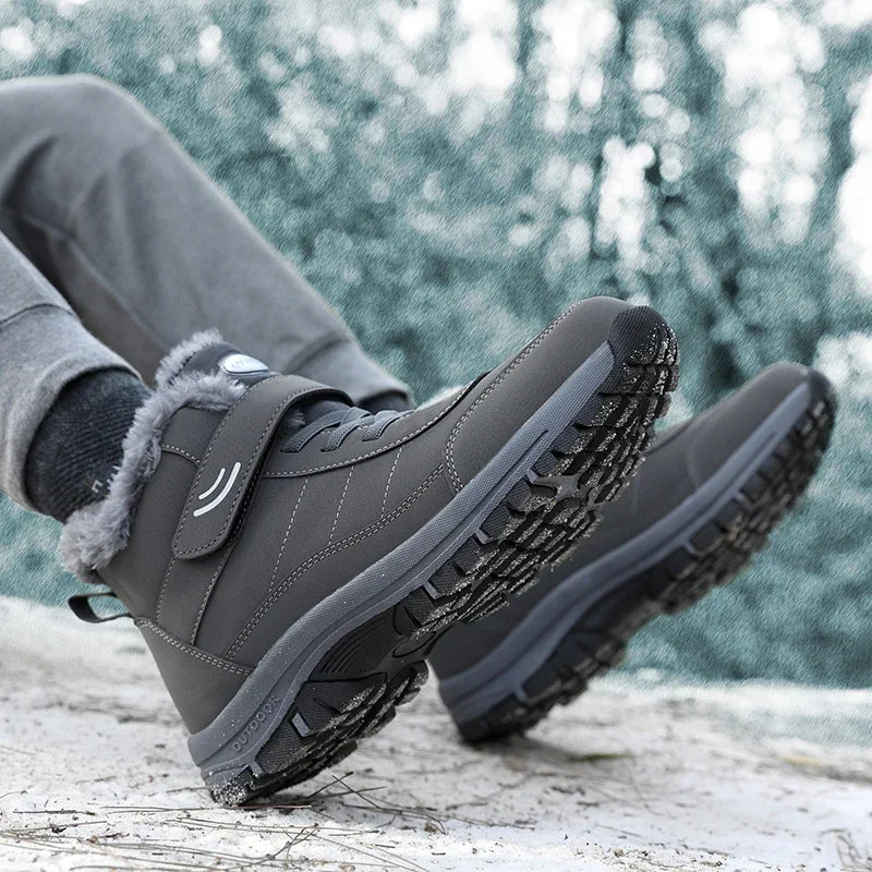 Women's Platform Combat Snow Boots - Fur Lined Non-Slip Ankle Boots - photo 4