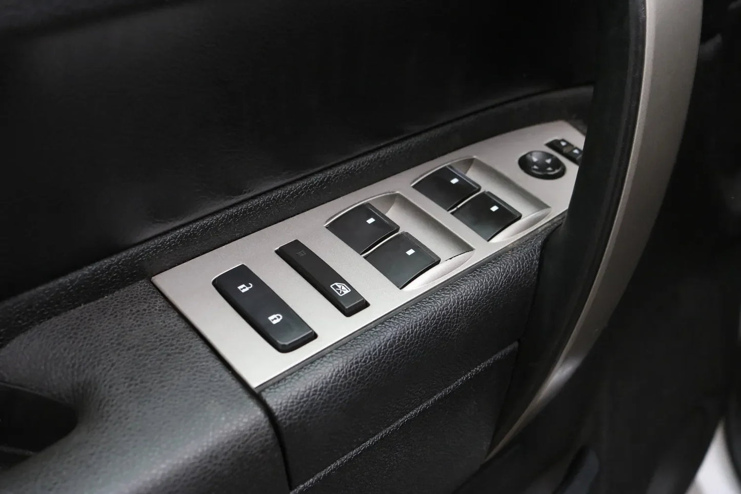 Front Left Power Window Switch — Chevrolet Silverado & GMC Sierra / Traverse / Yukon / Buick