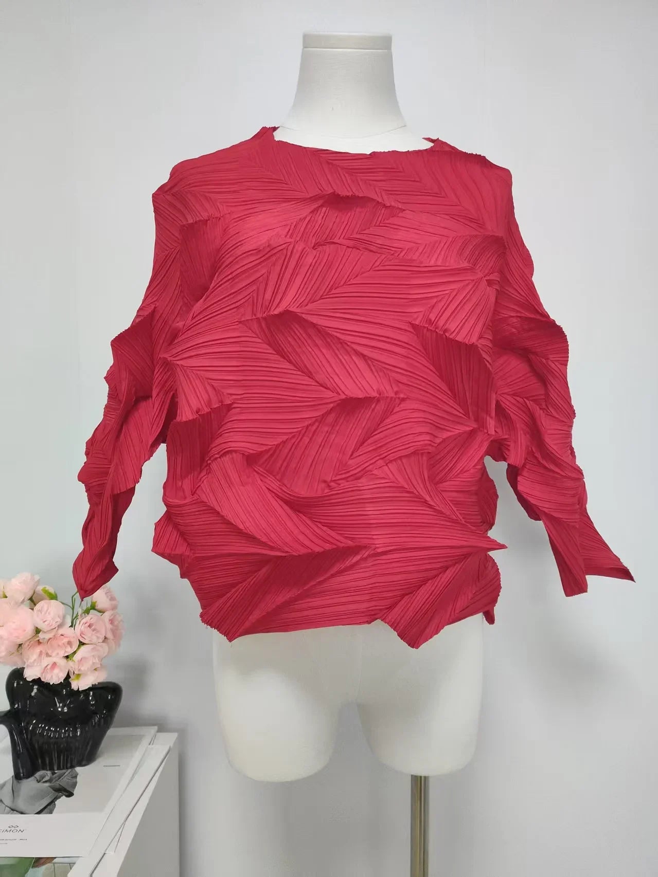 Miyake-Style Pleated T-Shirt - Women's Loose Round-Neck Summer Top