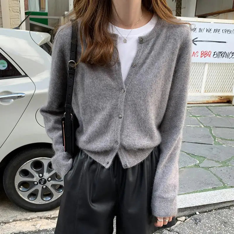 Women's solid knit cardigan, single breasted long sleeve