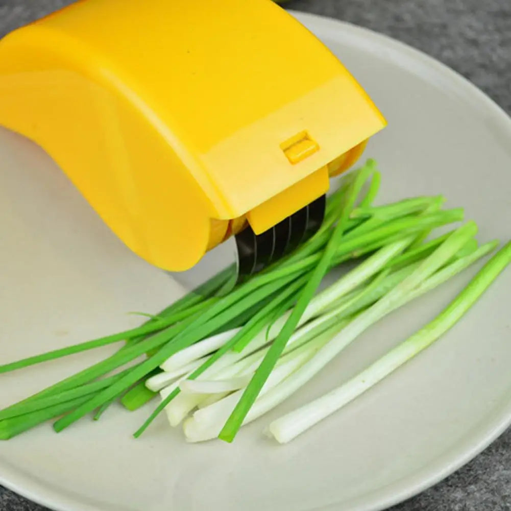 Herb Roller Mincer with 6 Blades - Green or Yellow Scallion Cutter - photo 6