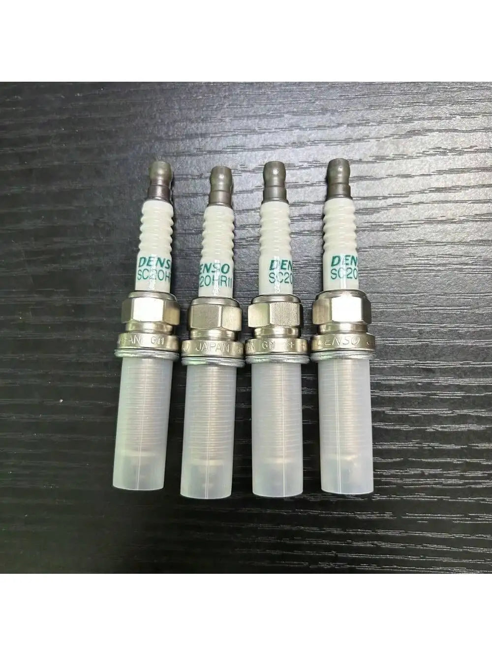 4pcs FOR TOYOTA PRIUS 90919-01253 Denso Spark Plugs 3417 SC20HR11 IRIDIUM