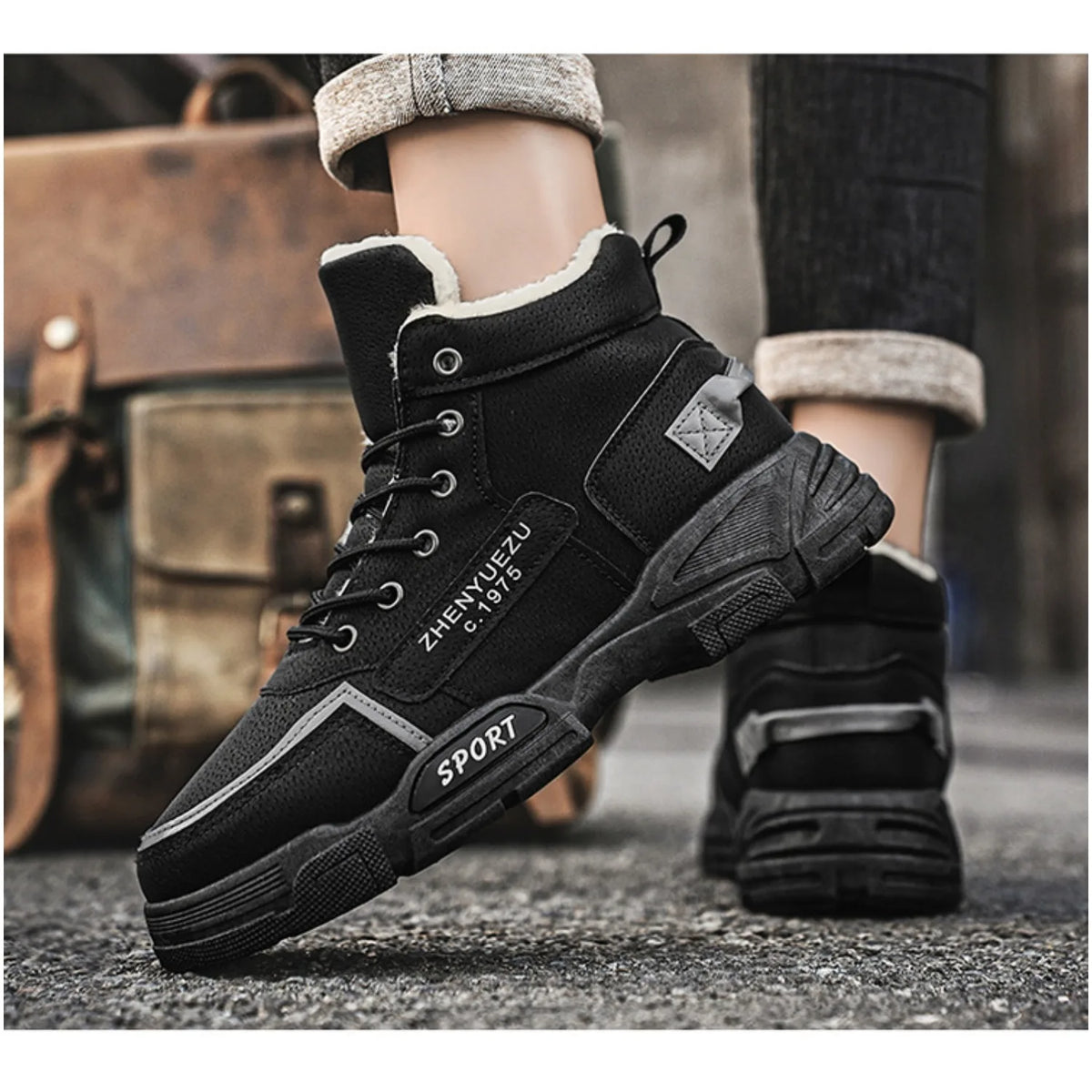 Men's Snow Boots, Fleece-Lined for Warmth, Wear-Resistant and Non-Slip, Lightweight and Breathable, Soft and Comfortable,