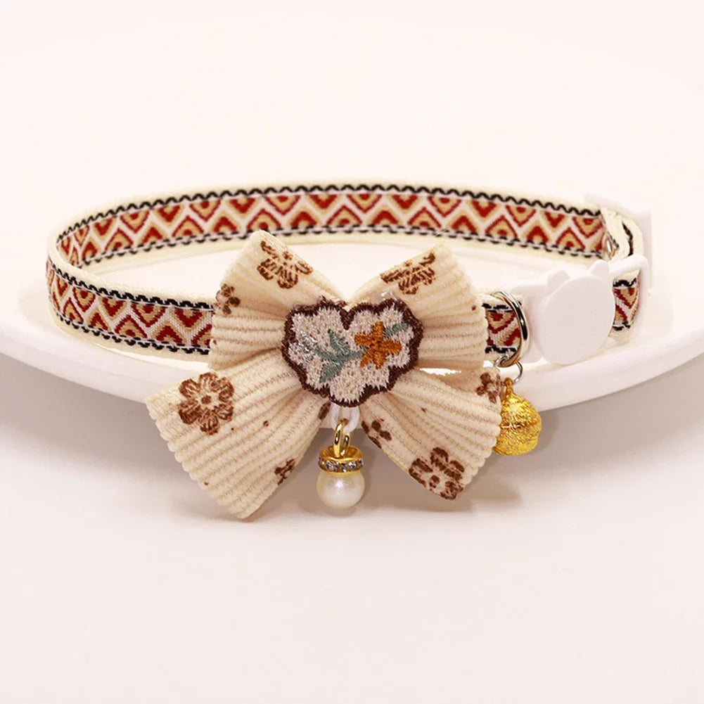 cat collars Cute and Versatile Adjustable Durable with Bells Pet Collars Necklaces Positioning Pets Cats Dogs Party Photos Props