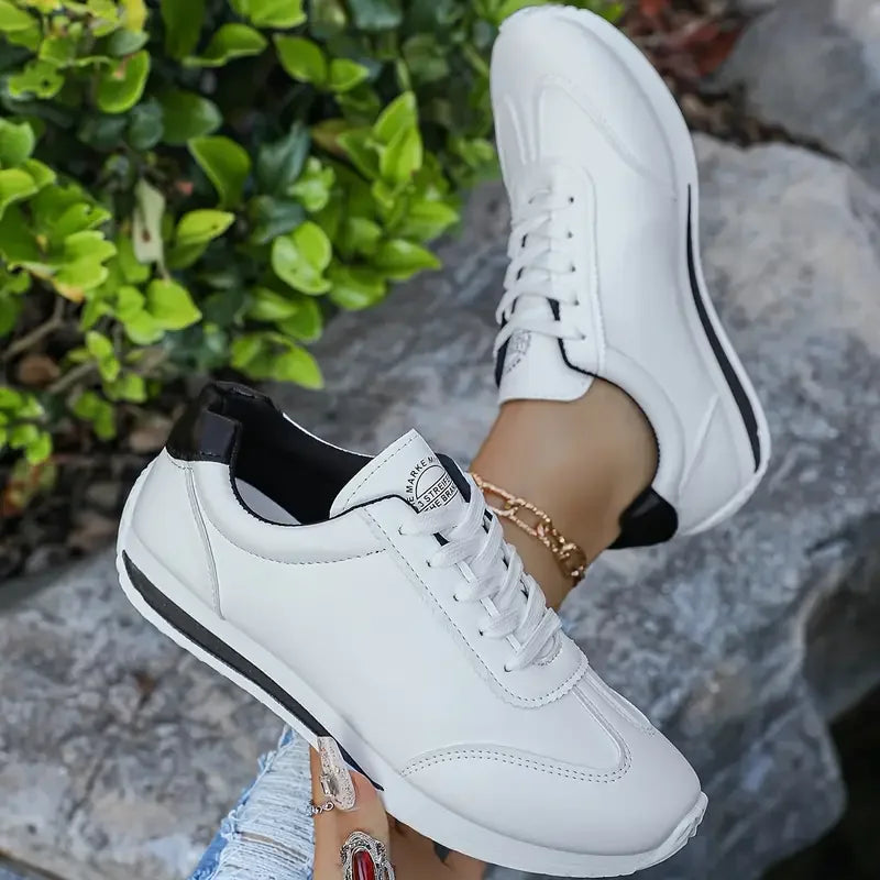 Vulcanized Running Sneakers for Women — Round-Toe Lace-Up Casual Campus Shoes