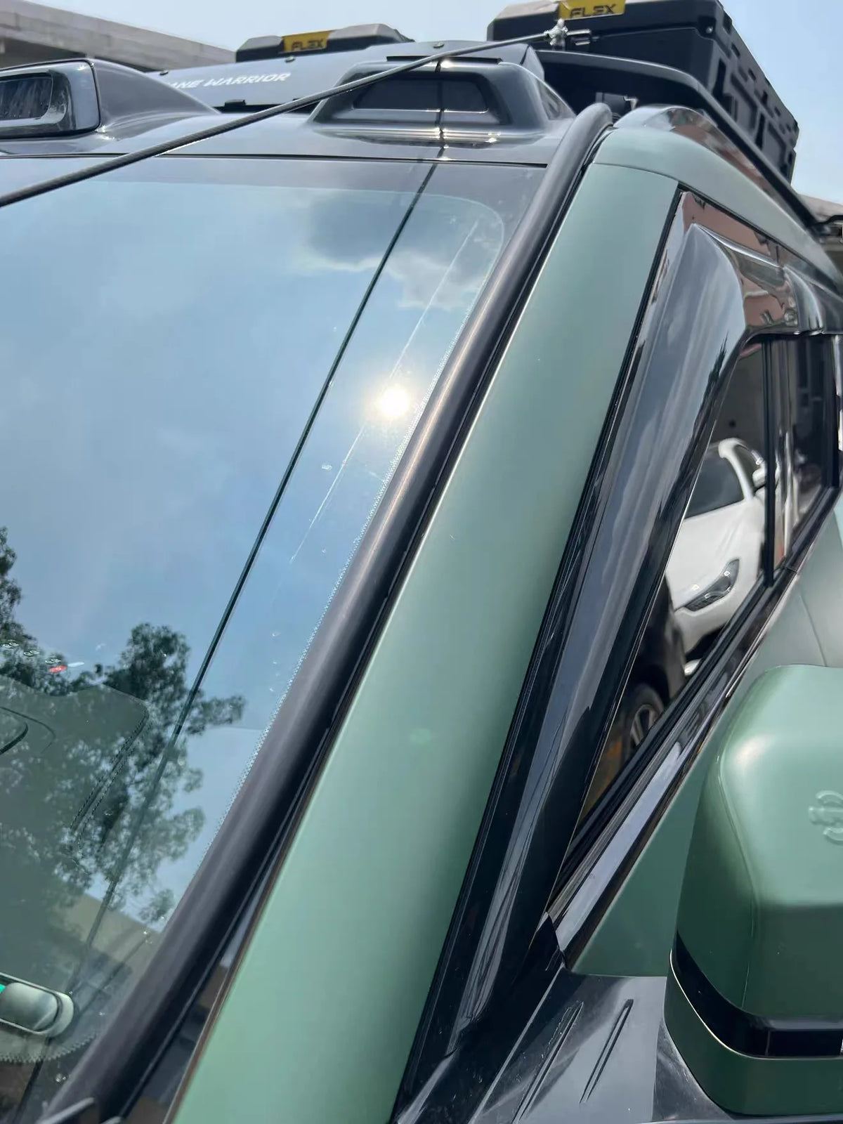 Self-Adhesive Car Roof Wire Hiding Trim for Cable Routing - view 6