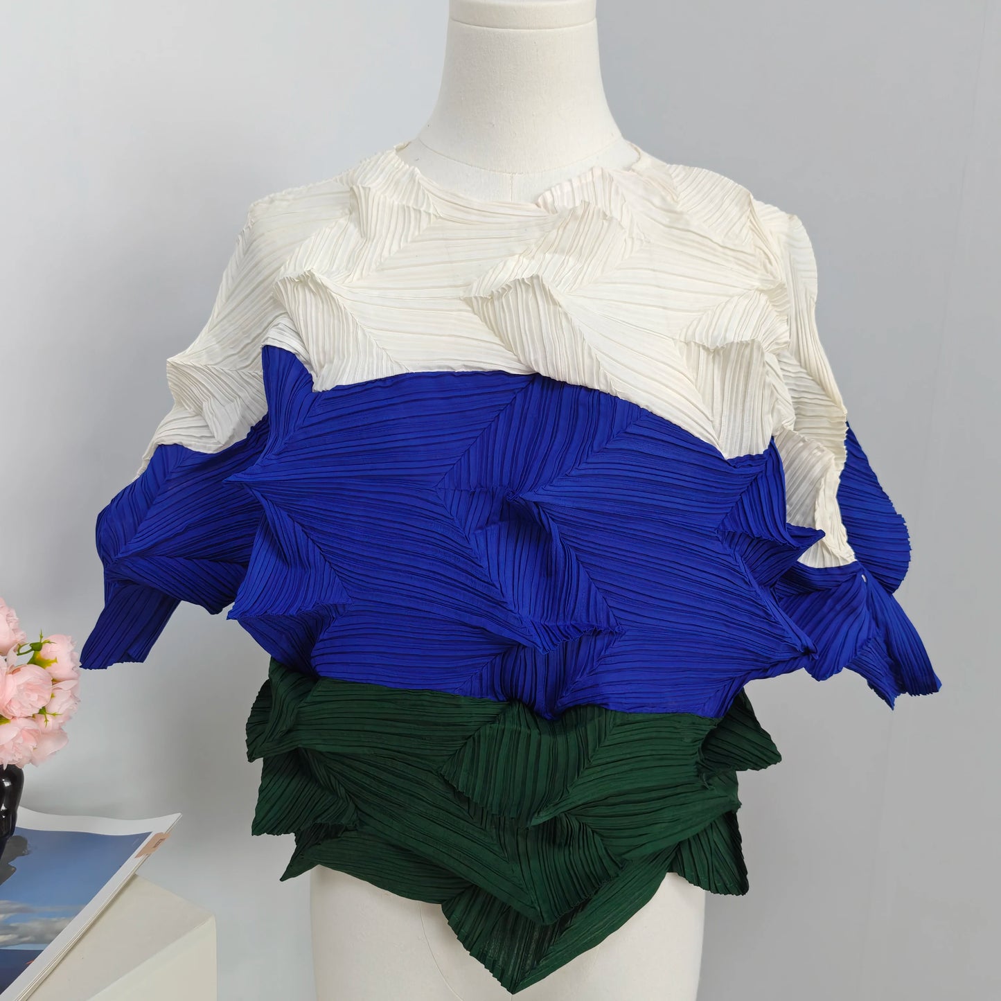 Miyake-Style Pleated T-Shirt - Women's Loose Round-Neck Summer Top