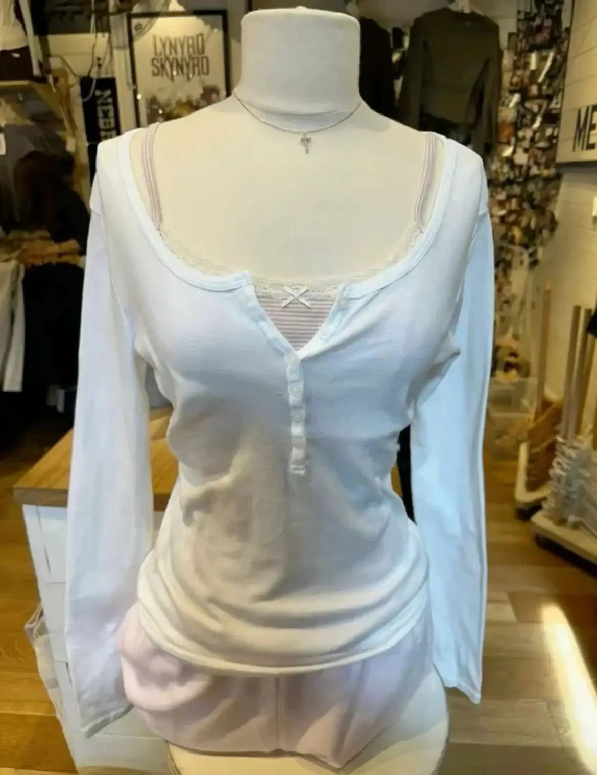 Women's Ribbed Long-Sleeve Top — Six-Button Slim Round-Neck Y2K Tee