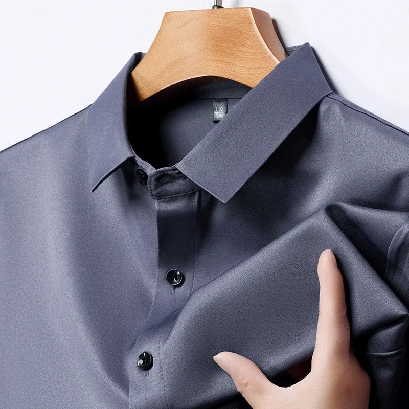 Men's Solid Short-Sleeve Shirt - Wrinkle-Free, Versatile All-Season