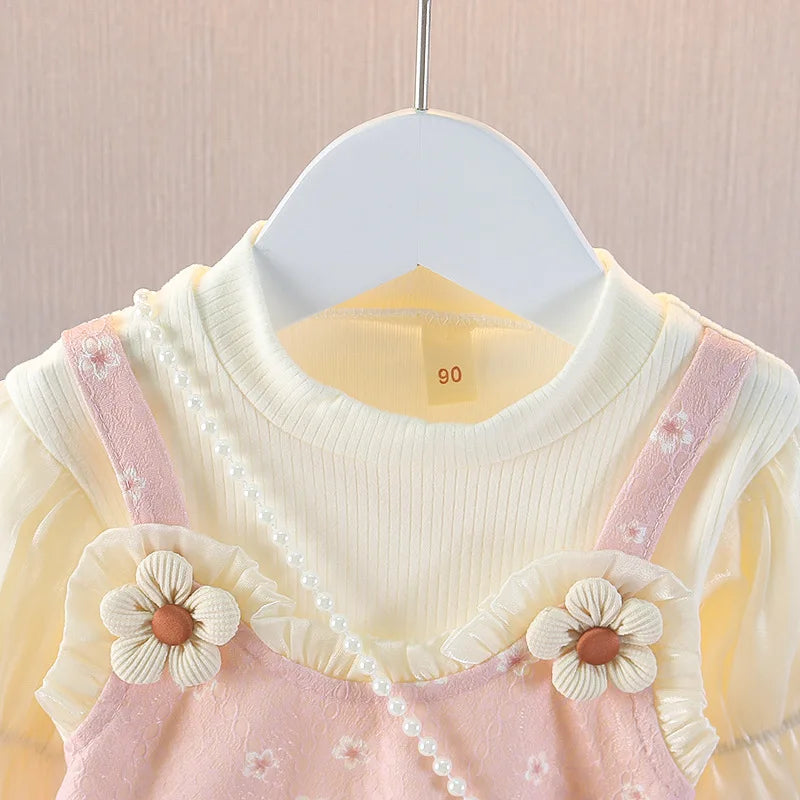 2025 New Spring Western Flower Flower Dress Feelings Feed 2 Sweet and Lovely Going Leisure Girl Clothing Give Rabbit 0-6-year-ol
