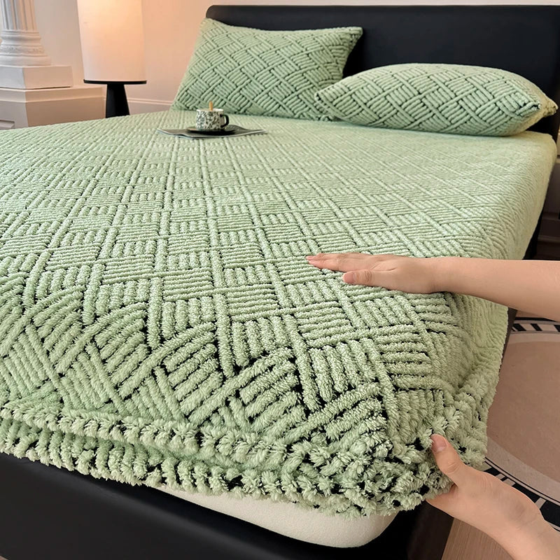 Bed Sheet with Elastic Band Single/Queen/King Fitted Sheet Mattress Cover Winter Warm Coral Fleece Fitted Bed Sheets for Bed