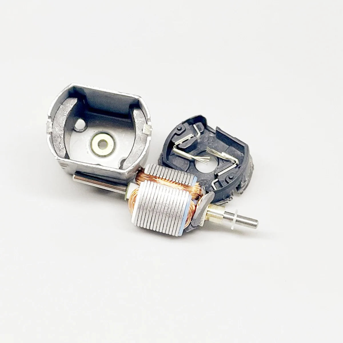 Minebea PPN7PA11C Mini 030 Motor DC 3V 5V 6V 13700RPM Metal Brush Micro 15mm*12mm Electric Motor for Car AV Device Lock