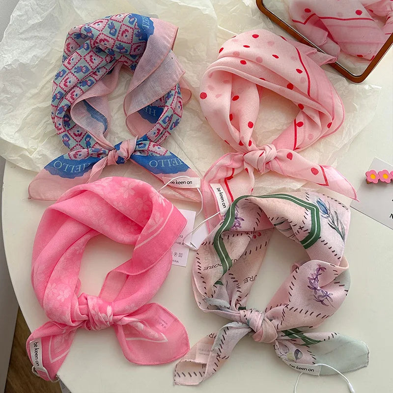 Women's Small Floral Square Scarf - Retro Artistic Neckerchief - photo 4