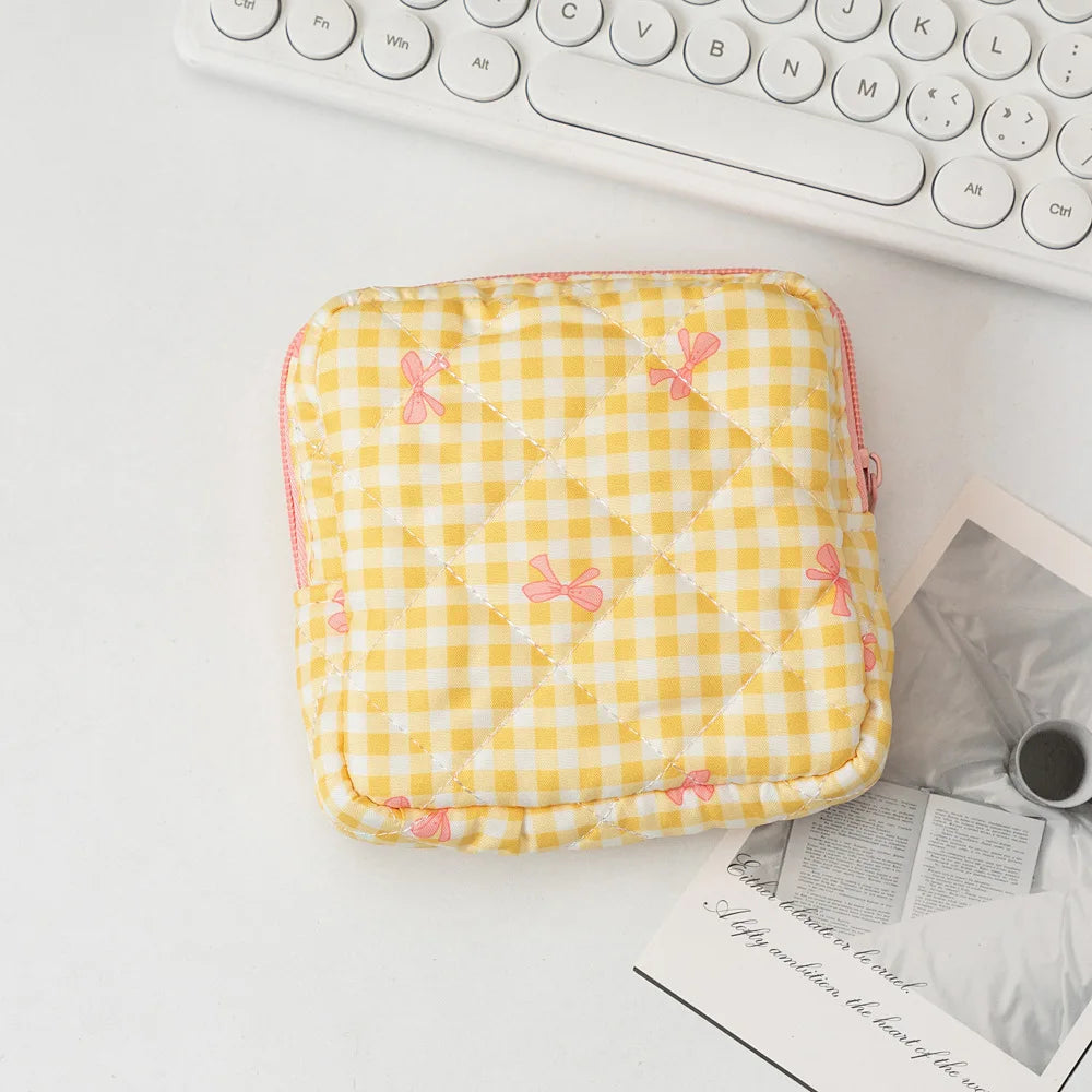 Cute Large Capacity Sanitary Napkin Storage Bags Cartoon Bow Portable Girls Physiological Period Tampon Organiser Bag Pouch
