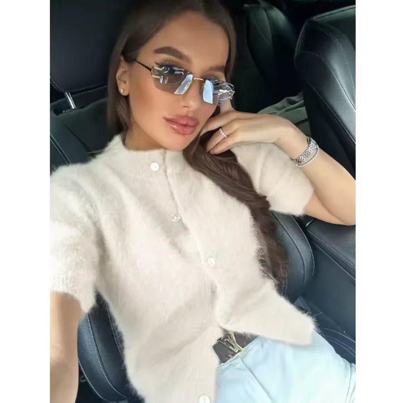 Women's Elegant Cardigan Short Sleeved Fashionable Single Breasted Plush Slim Fit Top Casual Daily Wear Sweater Solid Knitted