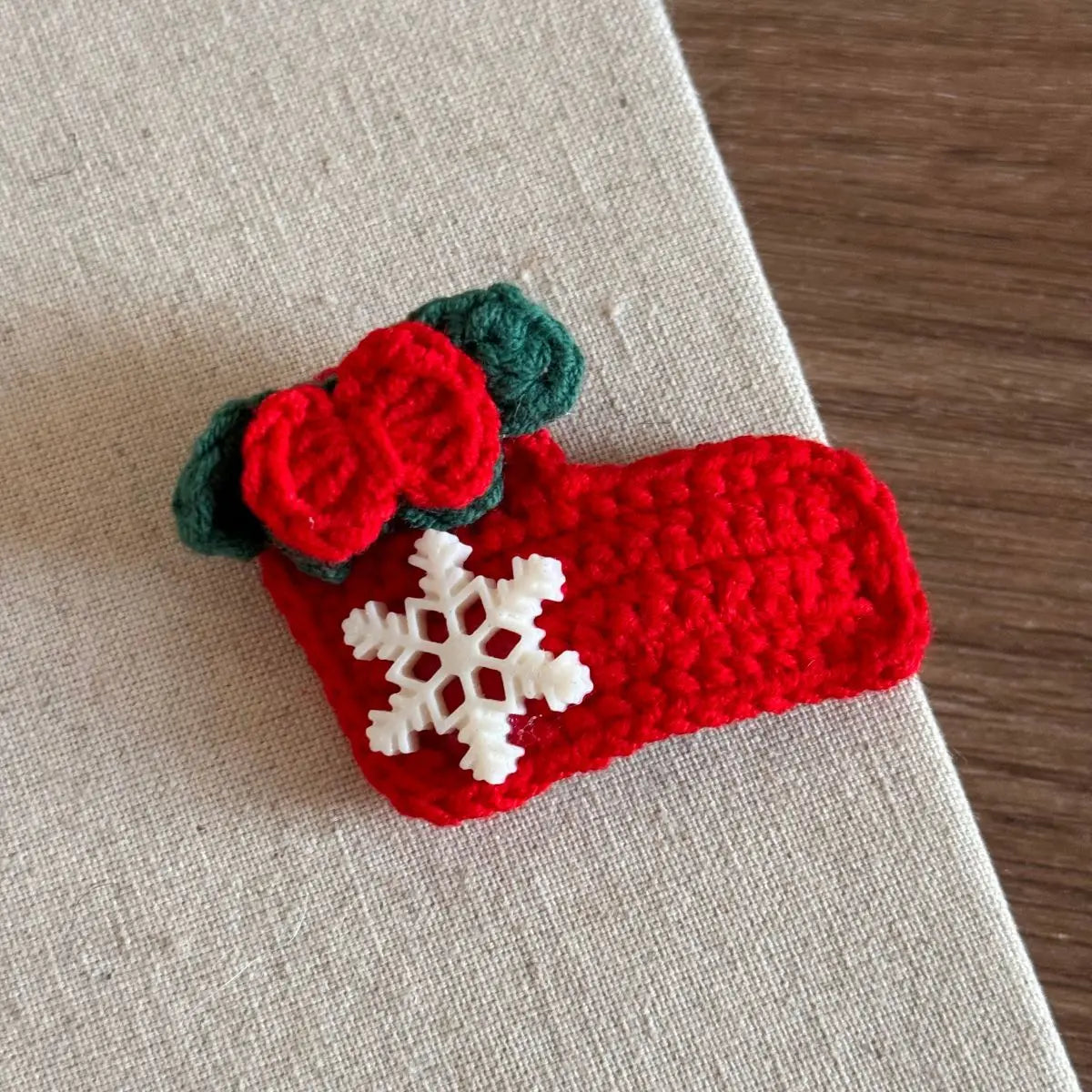 2025 Cute Crochet Hair Bow Christmas Hair Clips Knitted Hair Pins Santa Hairpins Duckbill Clip Barrettes Girls Hair Accessories