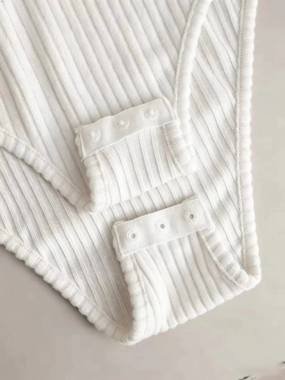Women's short sleeve jumpsuit, 3-piece set — view 16 of 20