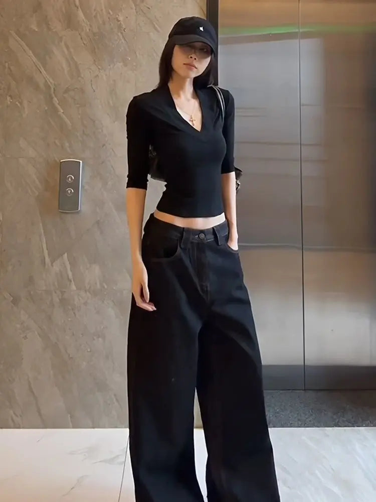 Women's Y2K Black V-Neck Crop T-Shirt - Slim Fit Summer Top