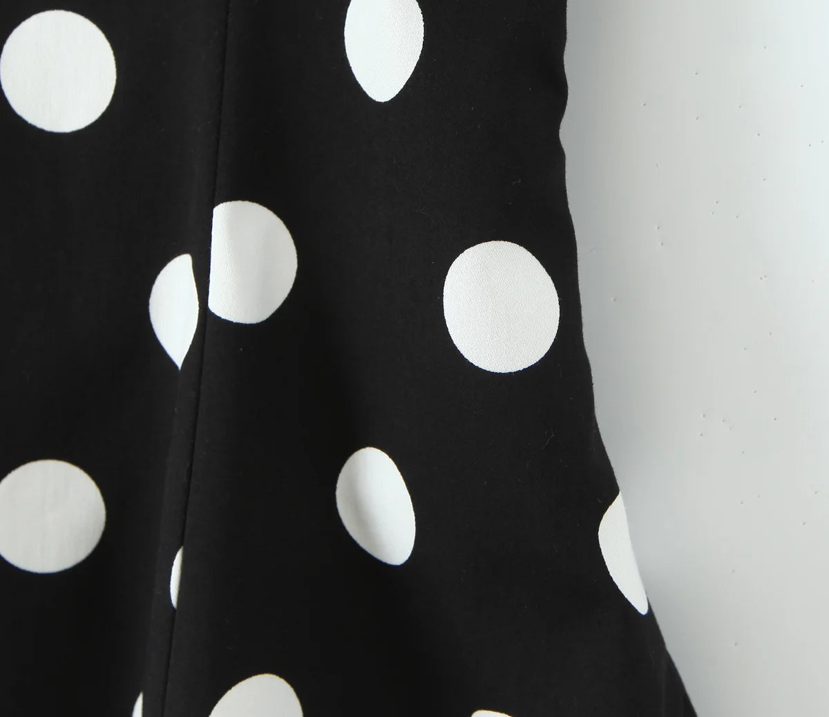 HH Summer Woman Black Polka Dot Backless Bow Decoration Neck Halter Vest Tops Fashion Women Sleeveless Backless Sexy Tops