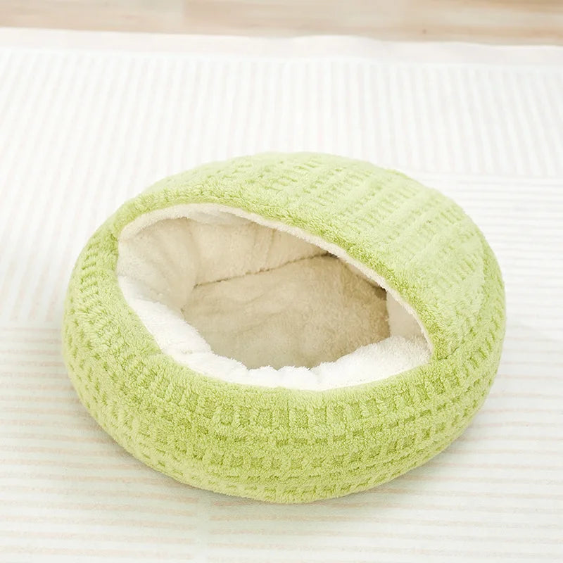 Cat Bed Mat for Autumn and Winter Thickened Warmth Semi-Enclosed House Security Shell-Shaped Cats Nest Pet Sleeping Accessories