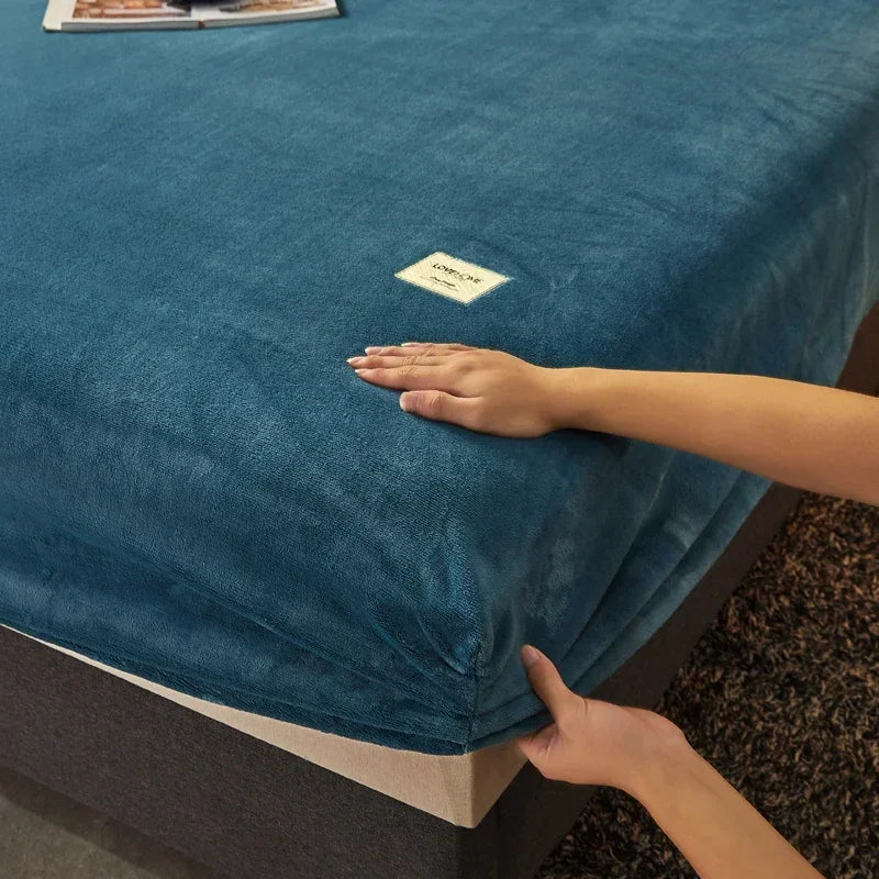 Velvet Fitted Sheet, Soft Warm Non-Slip Mattress Cover