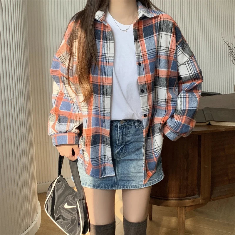 Women's Flannel Plaid Shacket - Button Front Loose Winter Jacket - photo 4