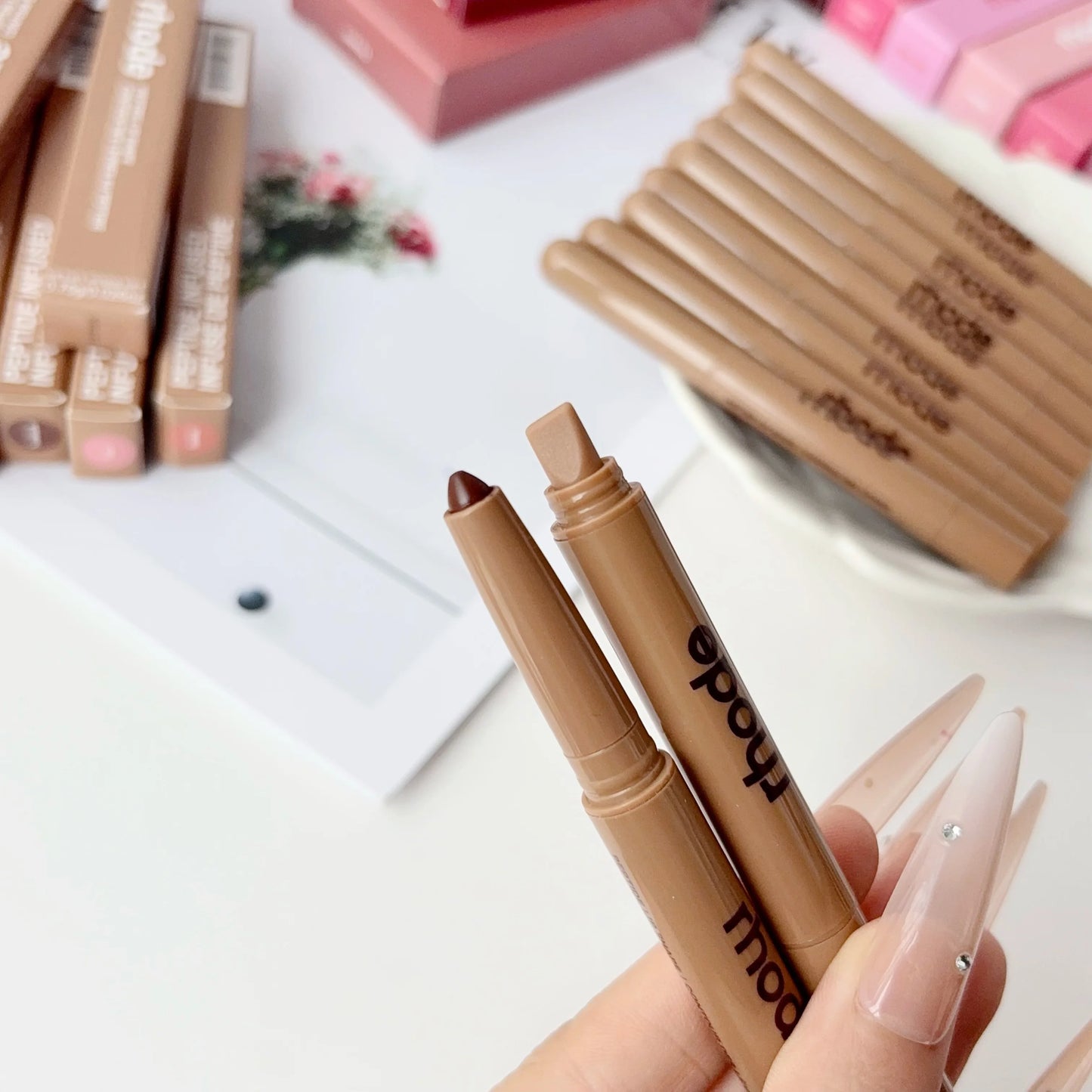 Limited Edition Lipstick Pretzel Sweet Pea Berry Lemontini Caramelized Banana Lip Gloss Lasting Nourishing Daily Care Makeup