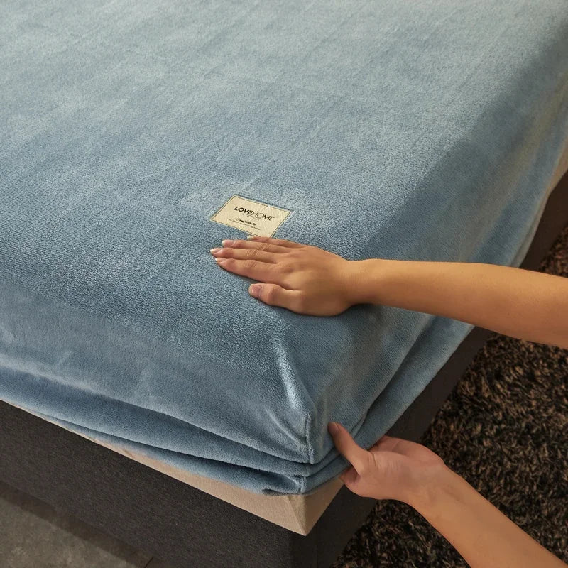 Velvet Fitted Sheet, Soft Warm Non-Slip Mattress Cover