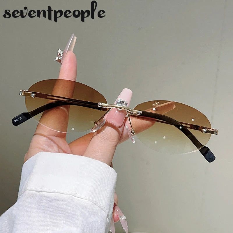 Rimless Oval Sunglasses for Women — Gold Metal, Gradient Lens