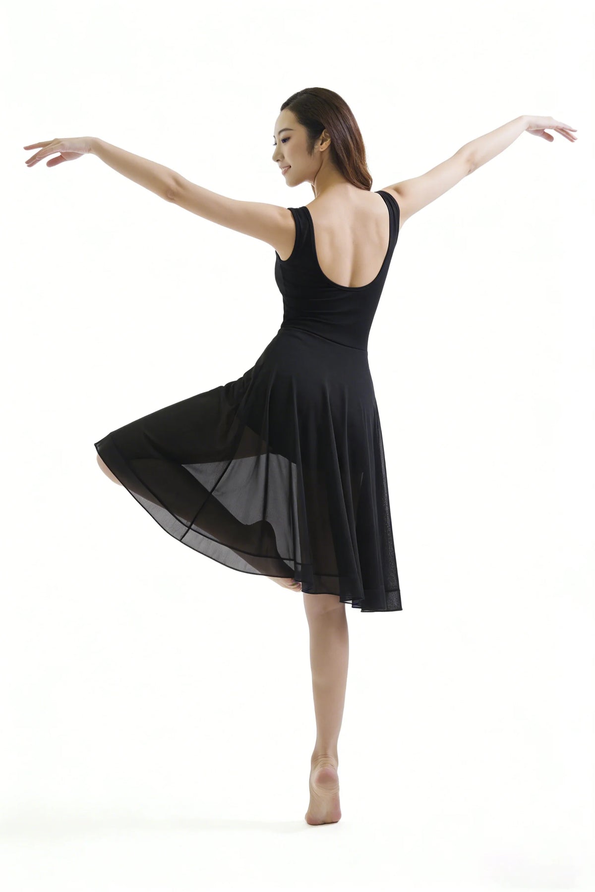 Women's backless tulle overlay lyrical dress