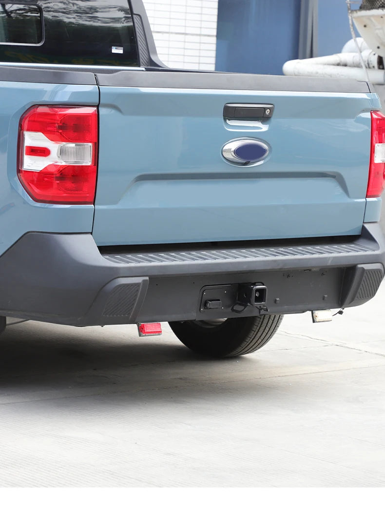 Rear Bumper Cover Plate Trailer Side Dust Cover Black Aluminum Alloy for Ford Maverick 2022 -2025 4/7-Pin Connector Hitch