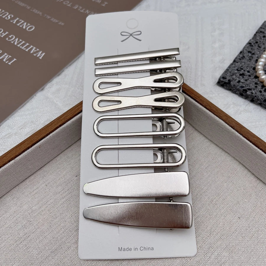 Women Metal Y2K Hair Clips Exquisite Duckbill Clip Girls Hairpins Side Bangs Barrettes Hairclip Girls Fashion Hair Accessories