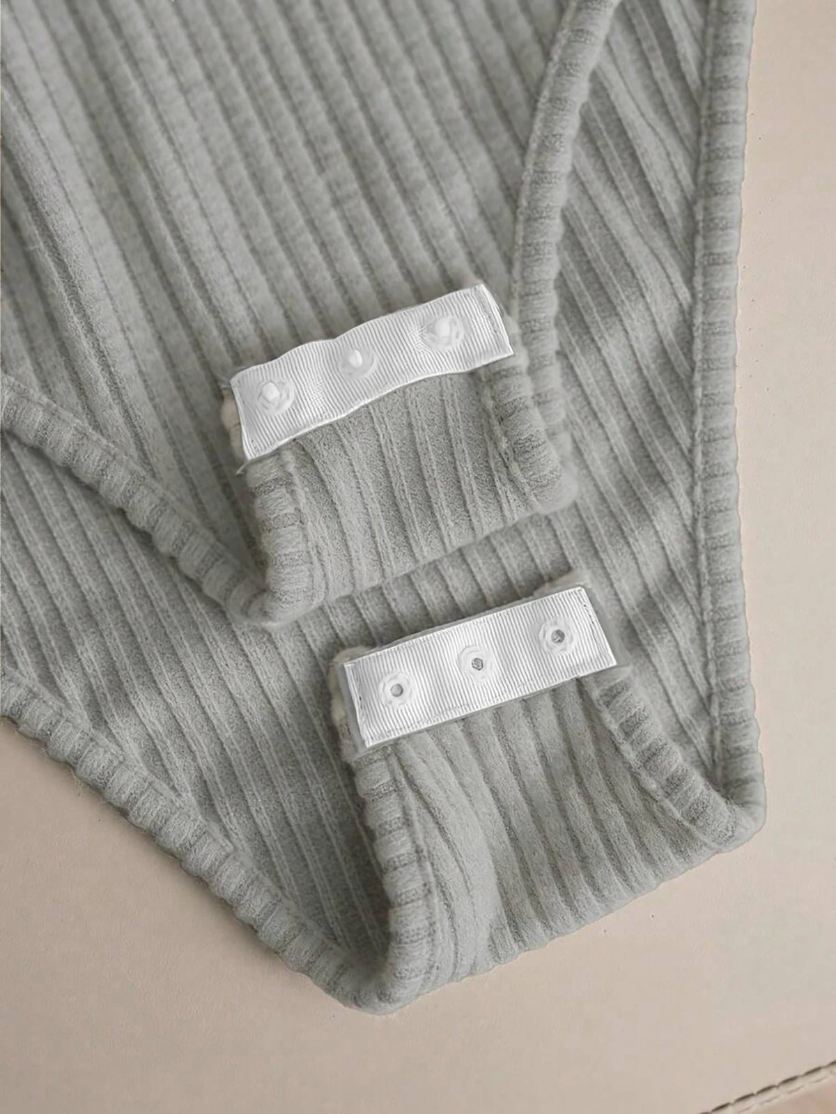 Women's short sleeve jumpsuit, 3-piece set — view 14 of 20