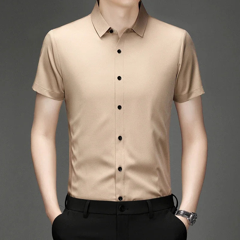 Men's Solid Short-Sleeve Shirt - Wrinkle-Free, Versatile All-Season