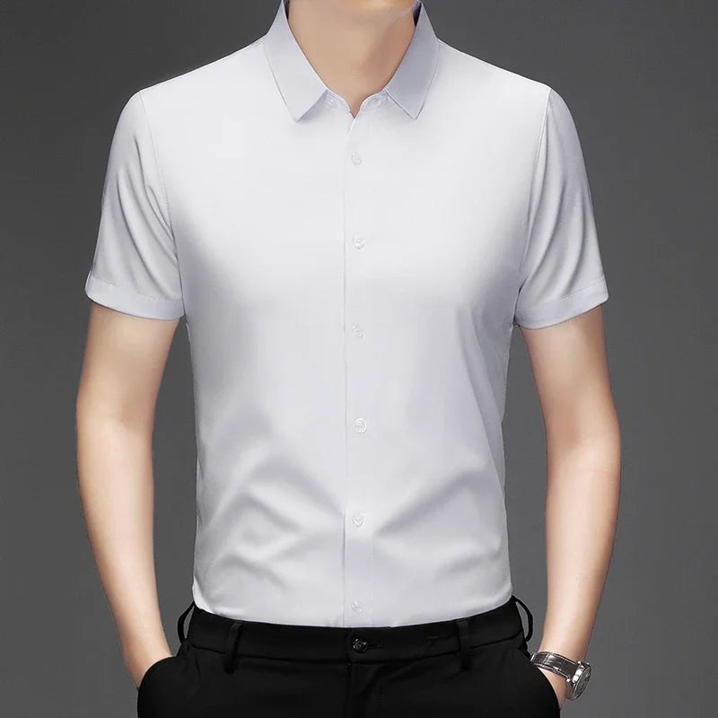 Men's Solid Short-Sleeve Shirt - Wrinkle-Free, Versatile All-Season