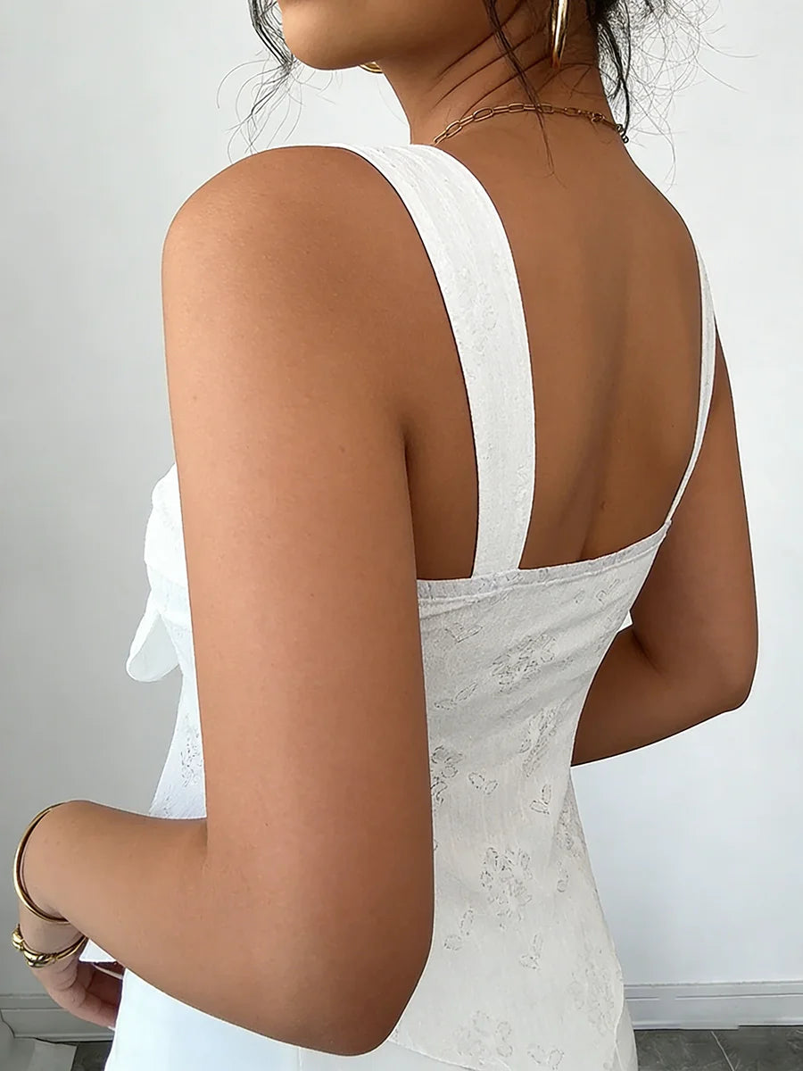 Women's Wide Strap V-Neck Bow Eyelet Lace Fitted Camisole – Sweet Chic Spring Summer Top