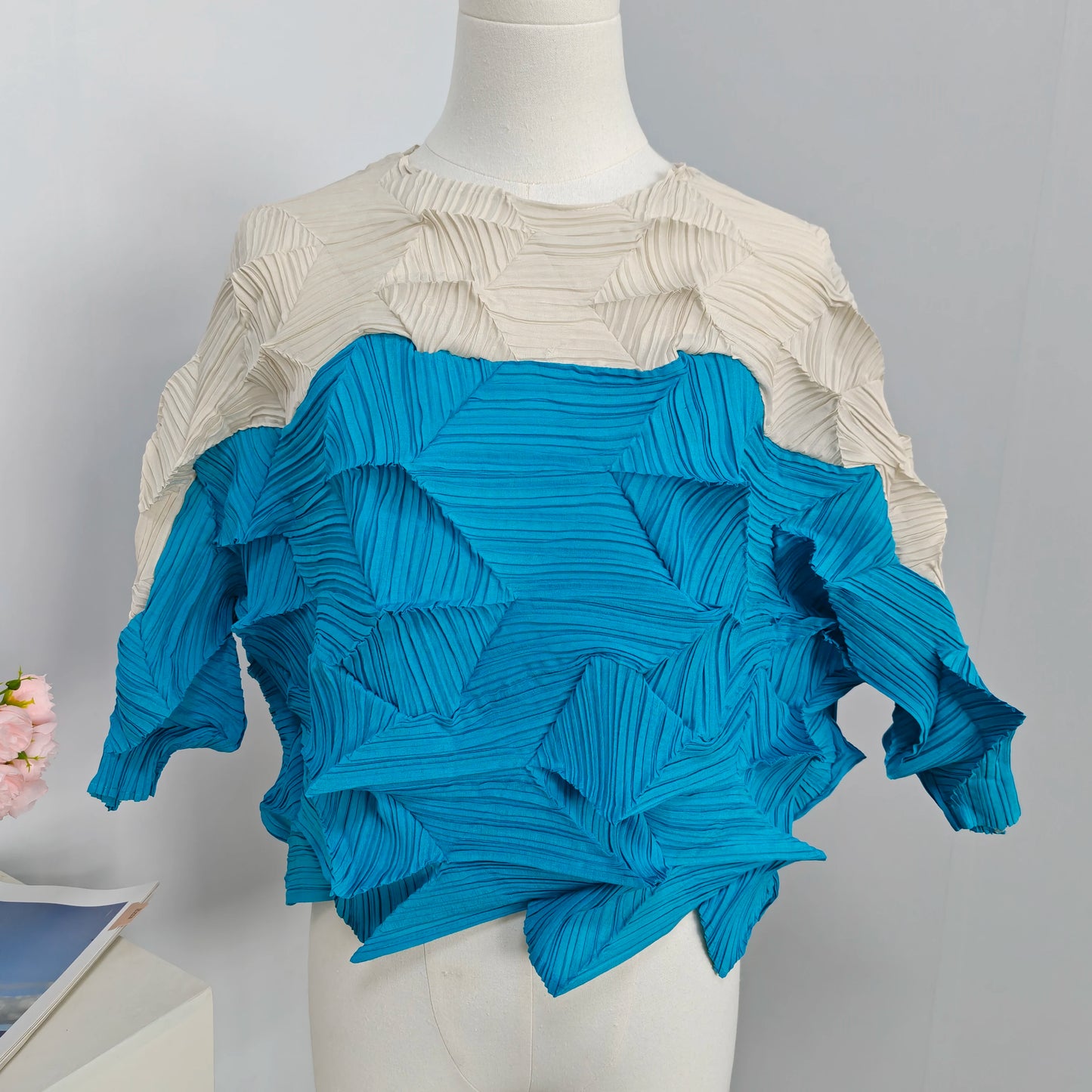 Miyake-Style Pleated T-Shirt - Women's Loose Round-Neck Summer Top