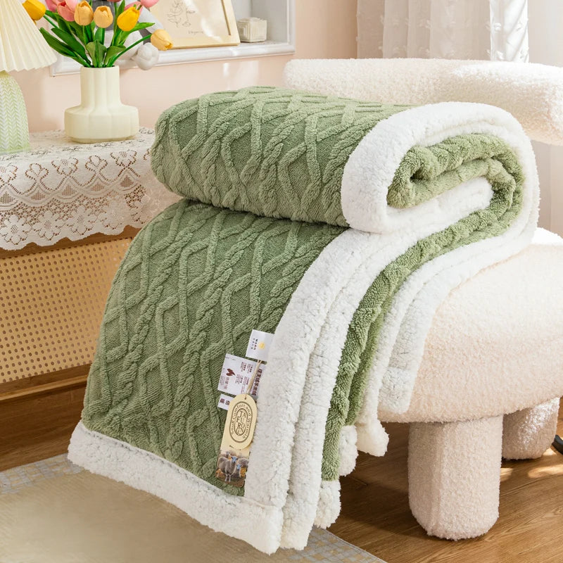 Cozy Coral Fleece Winter Throw Blanket - Soft & Plush