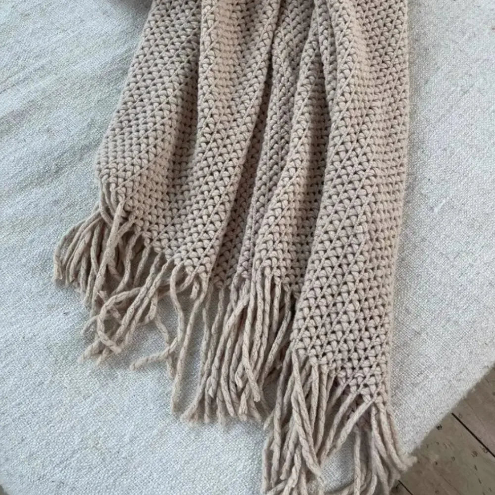 Cable Knit Throw Blanket, Lightweight Farmhouse Throw