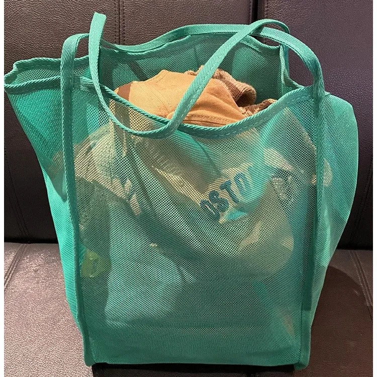 New transparent mesh shoulder bag, stylish and lightweight, with ample capacity, versatile for shopping, beach bag.