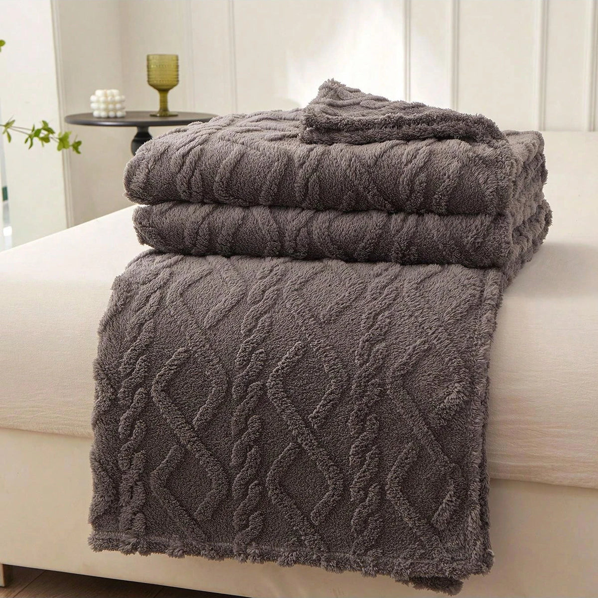Lightweight Coral Fleece Blanket - Single-Layer Throw for Bed and Sofa - photo 9