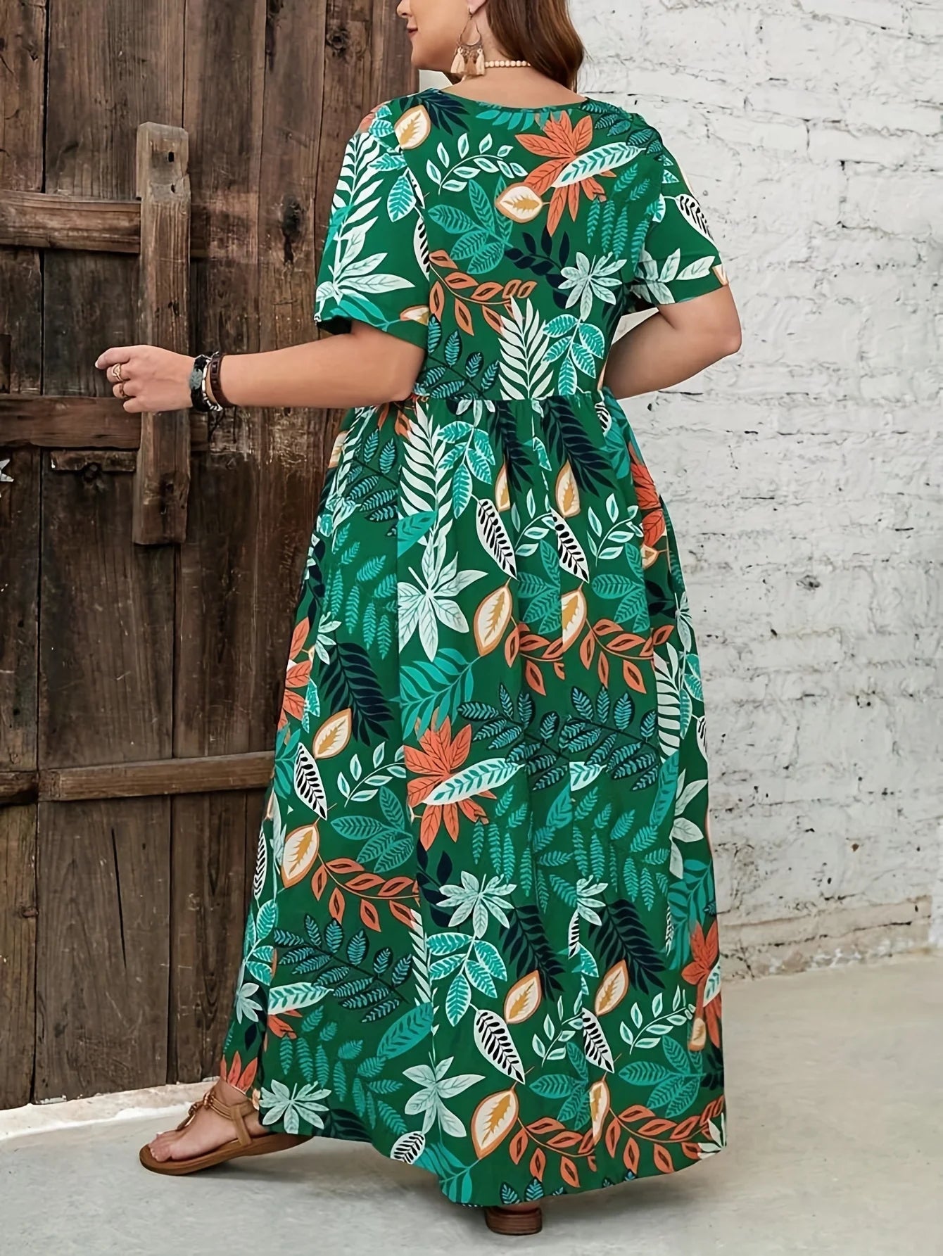 Women's Plus Size Boho Tropical Print V-Neck Dress with Ruched Chest & Short Sleeves Spring Summer Vacations Cute Dresses