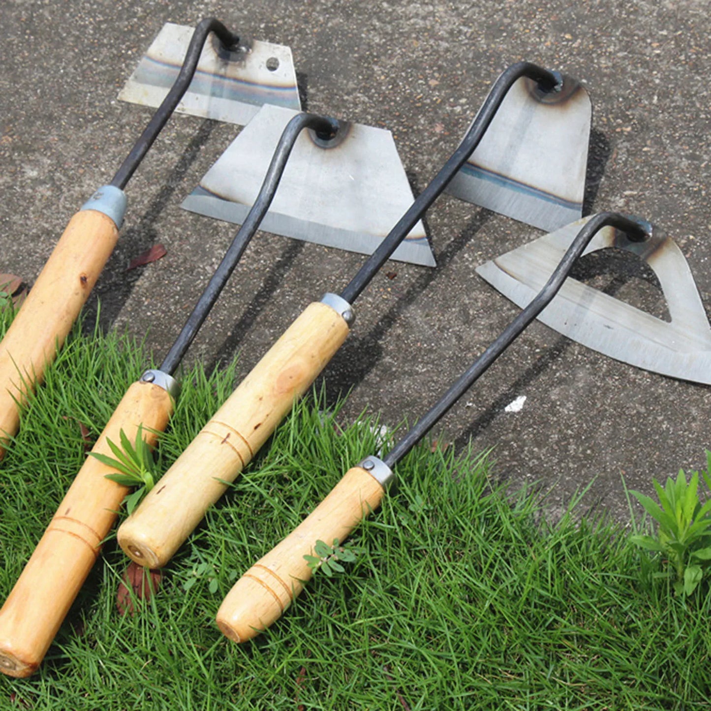 Carbon Steel Garden Hoe & Weeder — Dual-Purpose Hand Weeding Tool