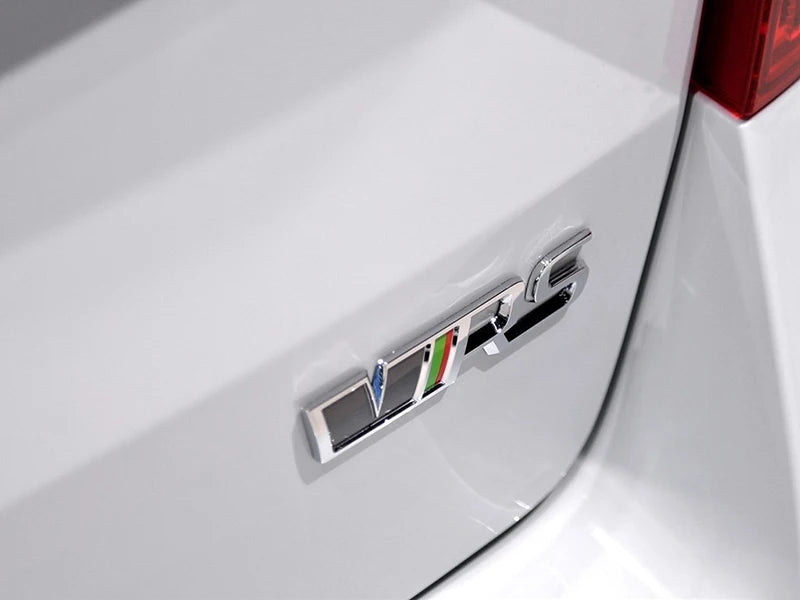 3d Metal RS Logo VRS Car Front Grill Emblem Rear Trunk Badge for Skoda VRS Octavia 1 2 3 Rapid Kodiaq Karoq Fabia Kamiq Superb