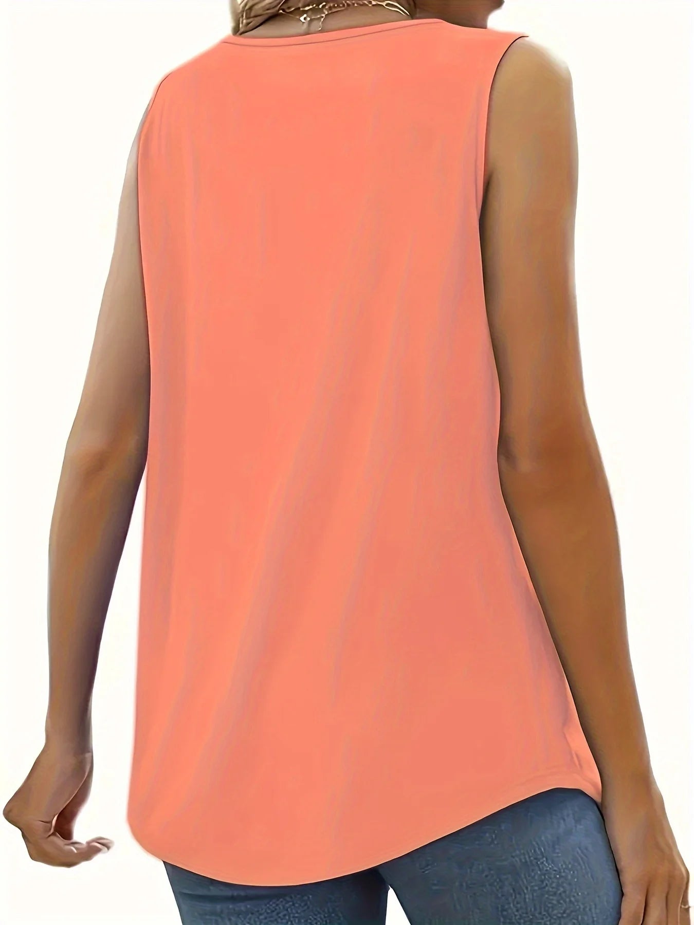 Solid color versatile sleeveless chest pleated casual vacation top