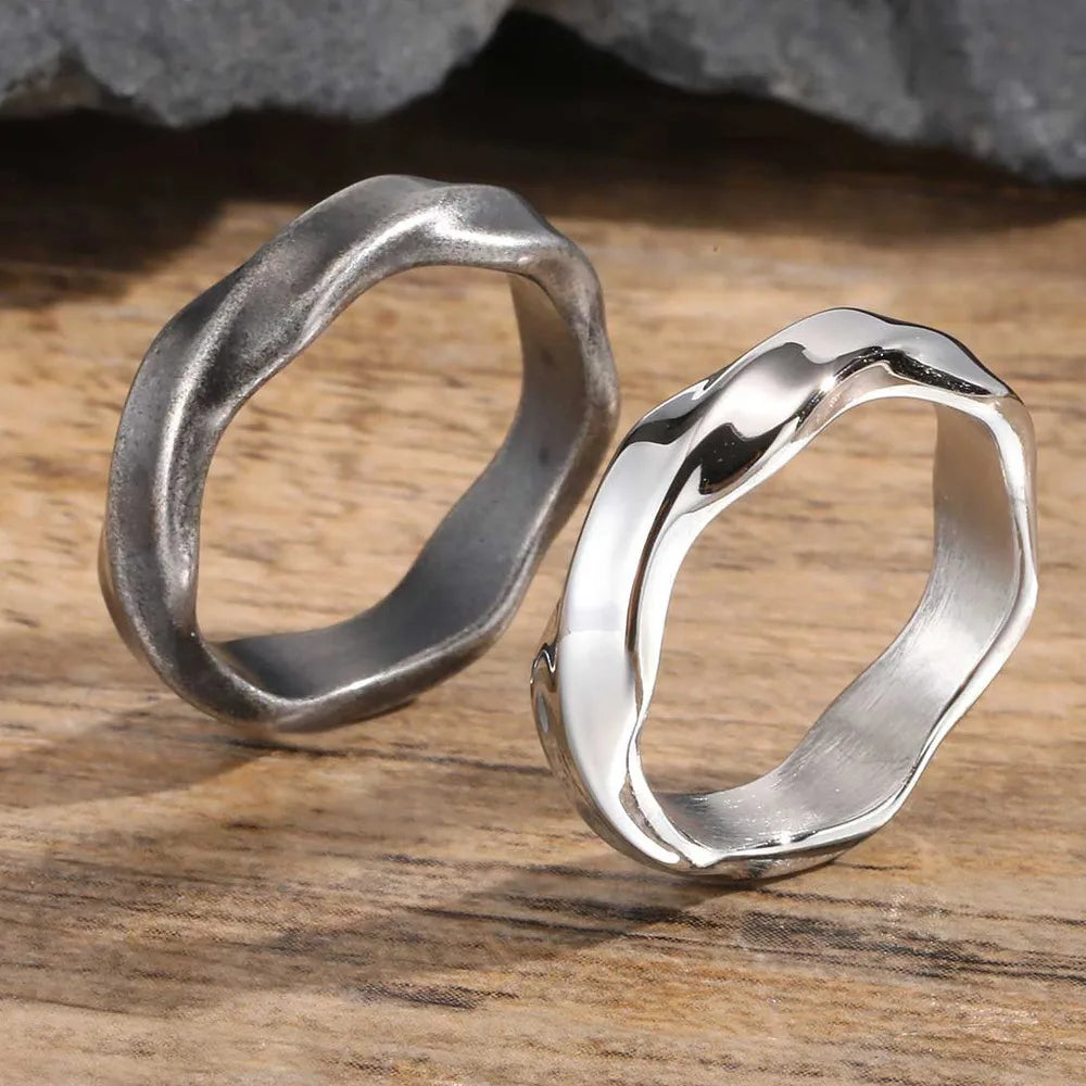 Mobius Twist Ring for Men — Oxidised Stainless Steel Band
