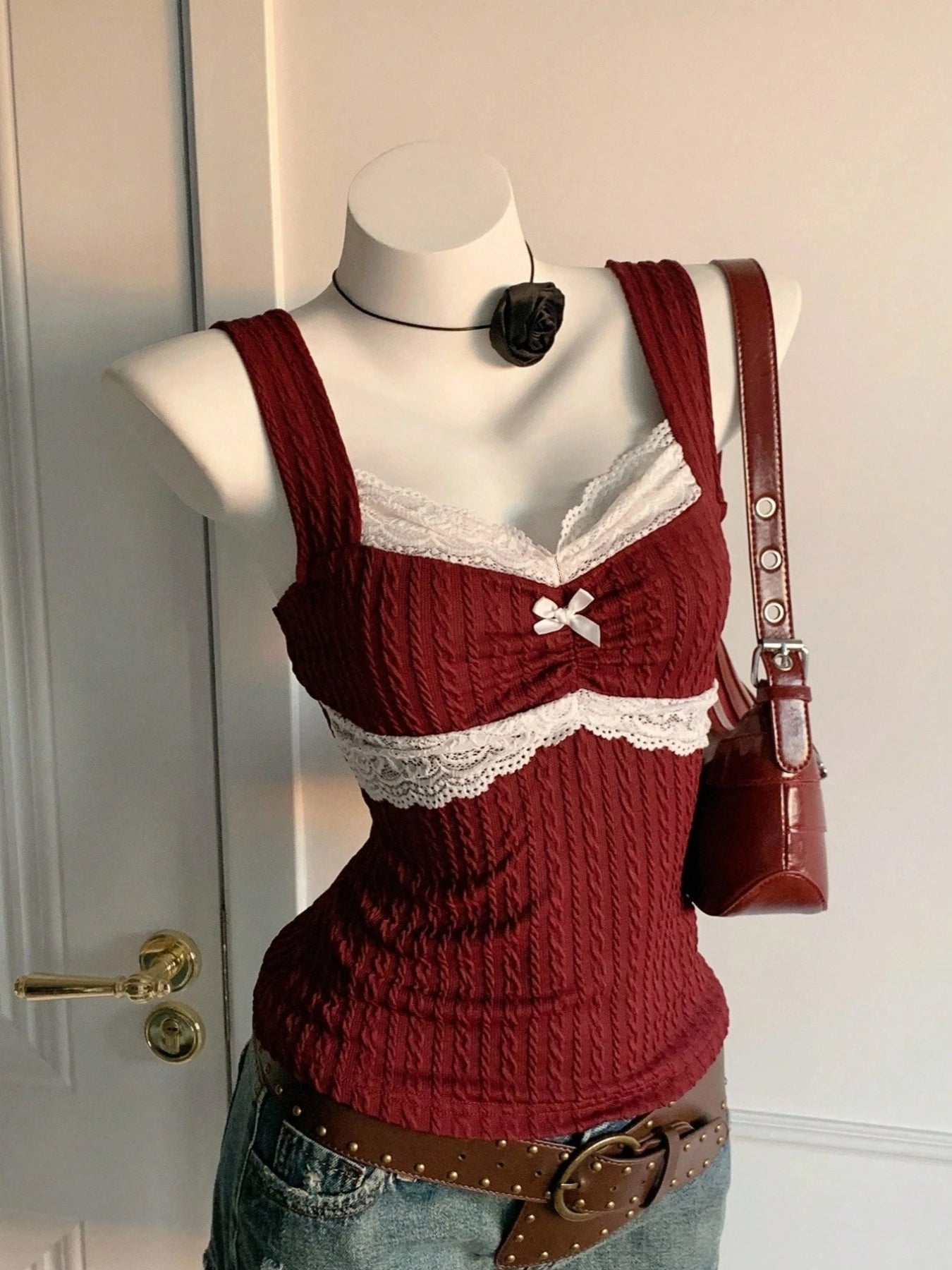 Women's Lace Bow Tank Top — Y2K Splice Sleeveless Cami