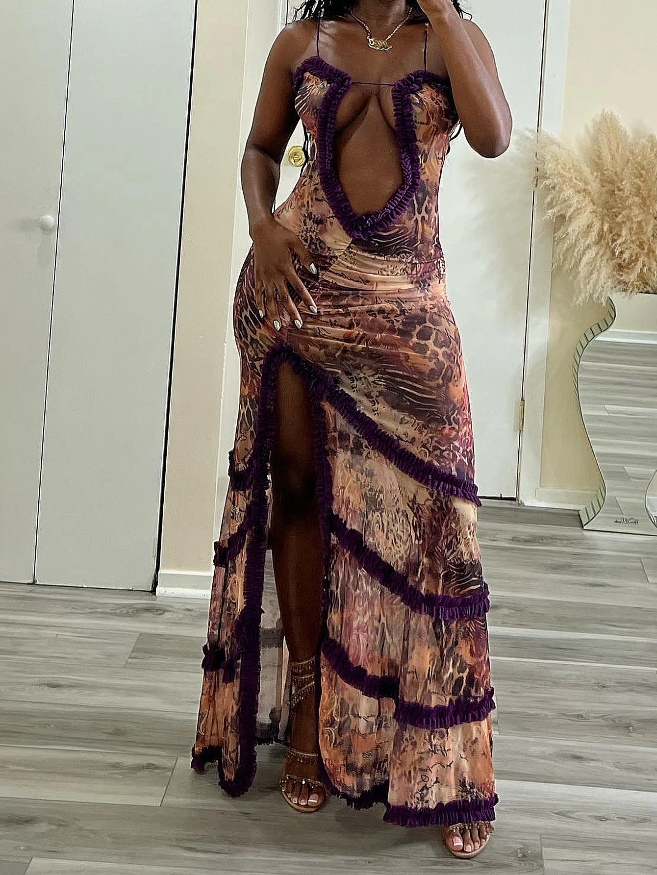 Women's sexy line hollow high slit dress with pleated lace slit dress