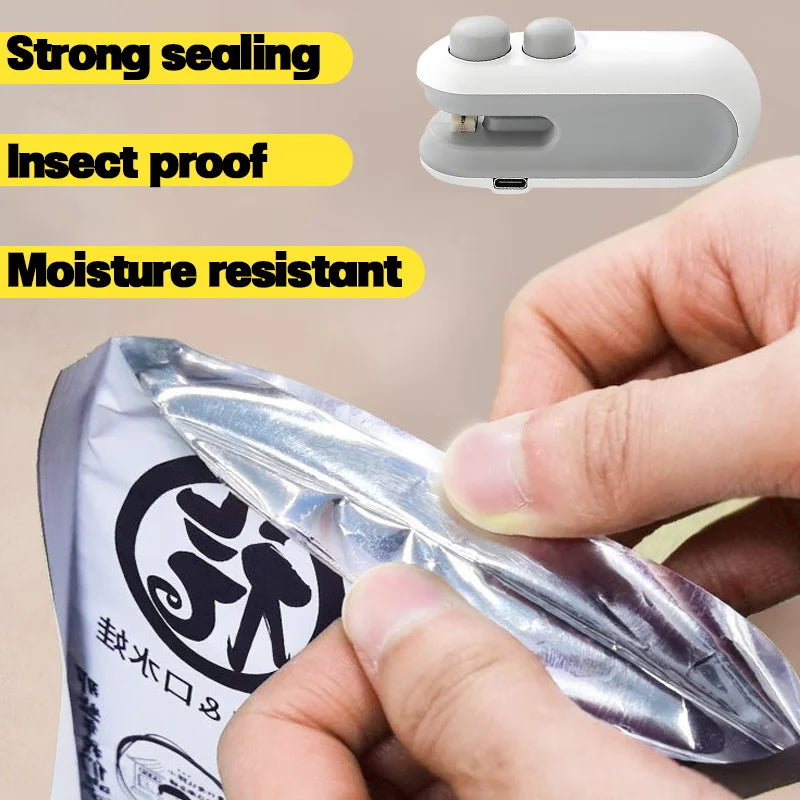 Mini Heat Bag Sealing Machine Package Sealer Bags Plastic Food Sealer Clip Bag Handheld Sealer Food Packaging Heat Sealer