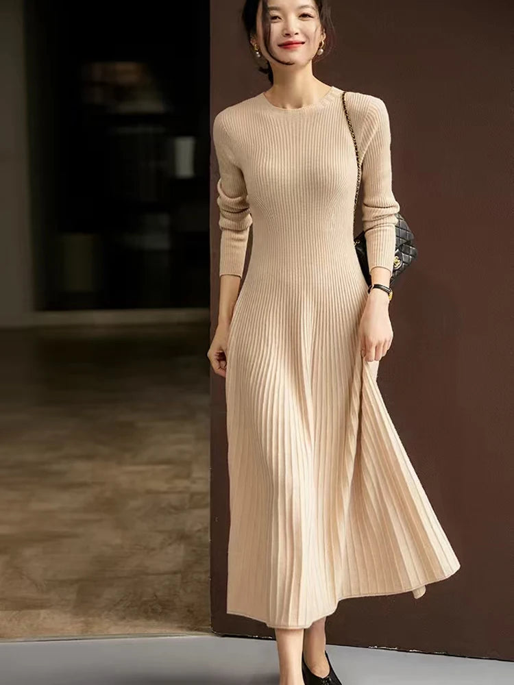 Women Sweater 100% Merino Wool Dress A-Line Pleated Skirts Spring Autumn Pullover Cashmere Thin Slim Flare Dress O-neck Knitwear